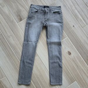 Lucky brand jeans lolita skinny  grey size 2/26